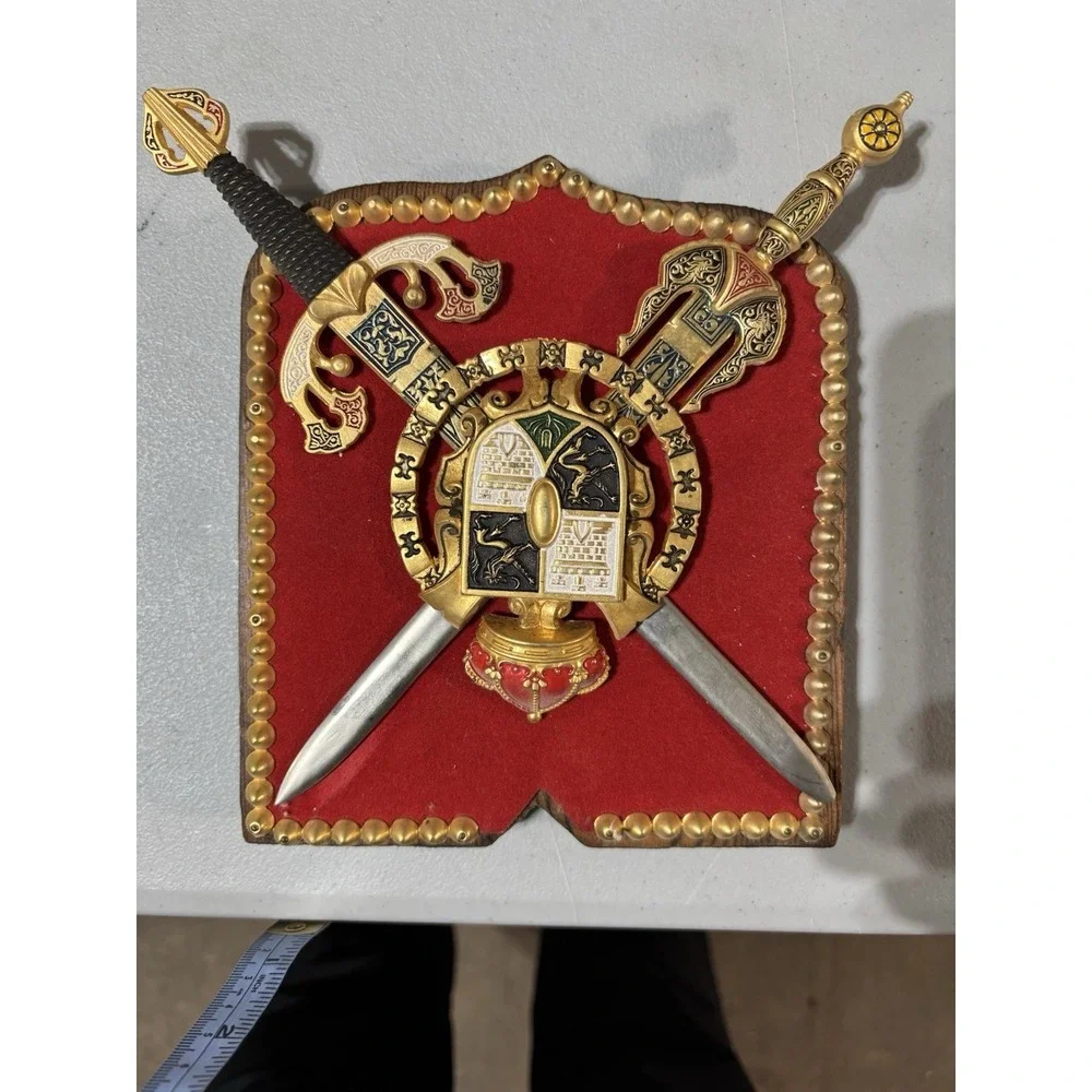 Vintage Metal Coat of Arms Shield Medieval Wall‎ Decor Red Velvet Knight Spain